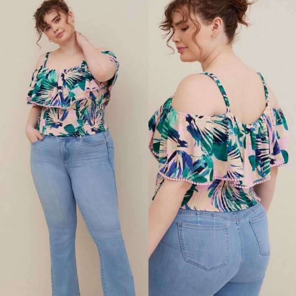 NWT TORRID CRINKLE GAUZE COLD SHOULDER RUFFLE TOP SIZE 3X